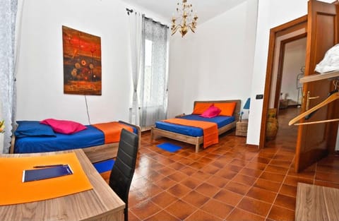 Borgo 98 Guest House Tripla con bagno privato Bed and Breakfast in Livorno
