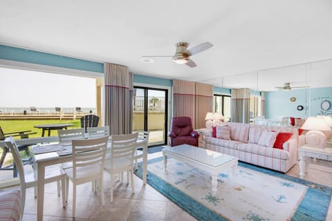 Latitude 29 #4 House in Sunnyside