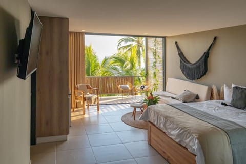 Bed, TV and multimedia, View (from property/room), Balcony/Terrace, Living room, Photo of the whole room, Seating area, Bedroom