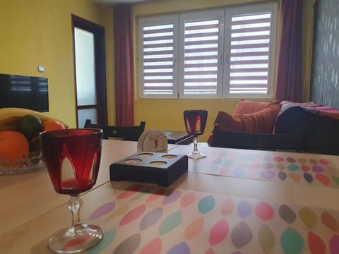 Communal lounge/ TV room, Living room, Seating area