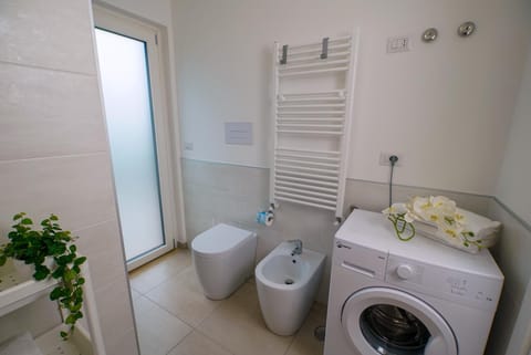 Toilet, Bathroom, bidet, washing machine