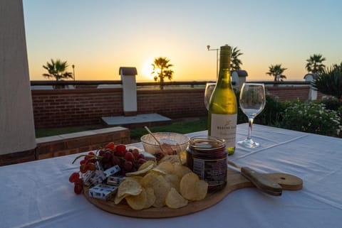 Food and drinks, Sunset