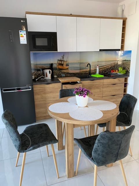 MIĘDZYZDROJE,BALTICUS PROMENADA GWIAZD 14, Apartament z odrębnym salonem i sypialnią z Widokiem na morze Apartment in Miedzyzdroje