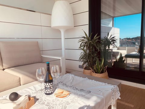 CANELAS PREMIUM NUEVOS con PISCINA, AMPLIAS TERRAZAS Y GARAJE Apartment in Portonovo