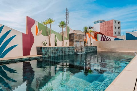 Swimming pool