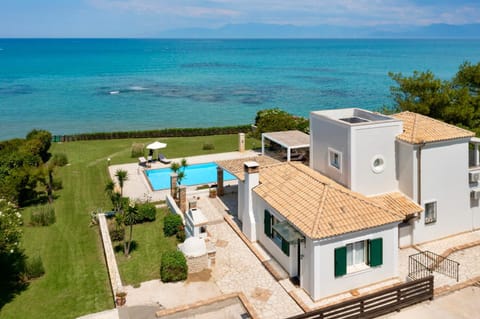 Beachfront Villa Victoras - With private beach Villa in Corfu, Greece