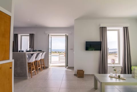 Living room, Dining area, Sea view