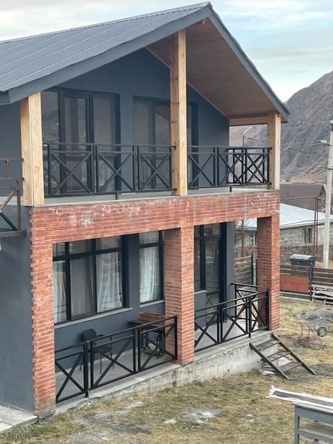 Property building, Natural landscape, View (from property/room), Balcony/Terrace, Mountain view