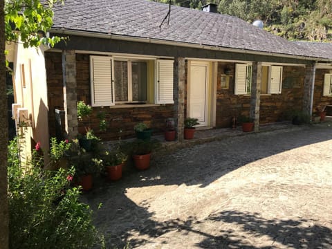 Property building, Facade/entrance, Garden