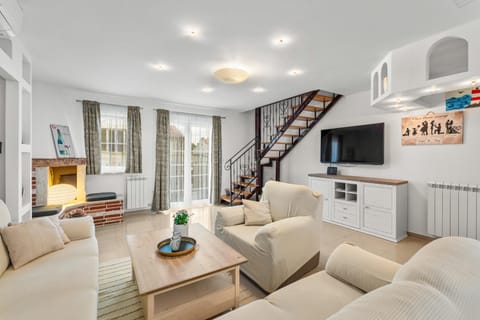 TV and multimedia, Living room