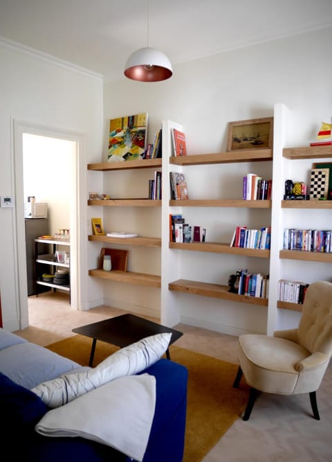 Library, Living room