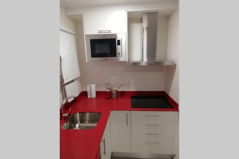 M1 Cool Loft 1 min walk to metro 15 min center by metro Apartment in L'Hospitalet de Llobregat