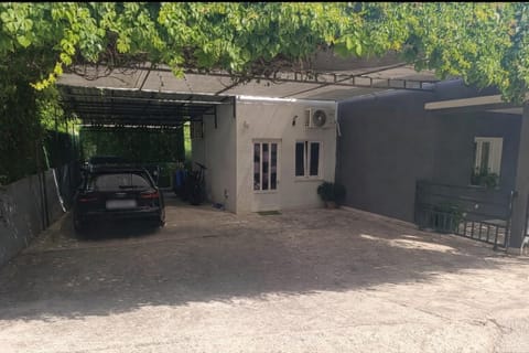 Atrium Apartment Orebic Apartment in Dubrovnik-Neretva County