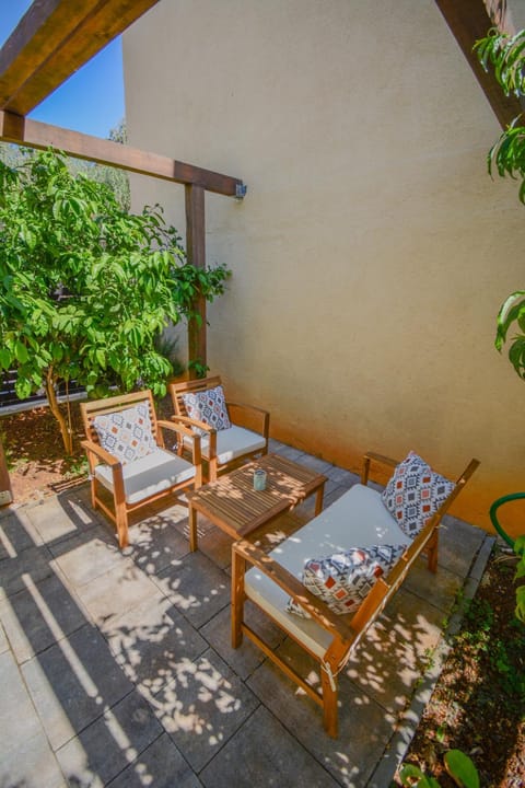 Apartment Grey&Yellow Apartment in Zadar