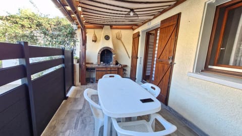 Patio, Balcony/Terrace, Dining area