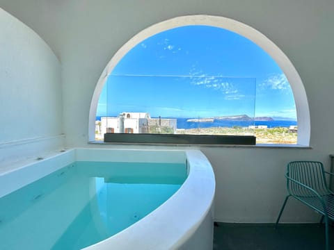 Natural landscape, Hot Tub, Sea view