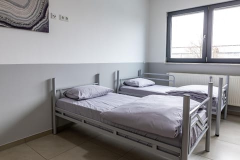 Bed, bunk bed