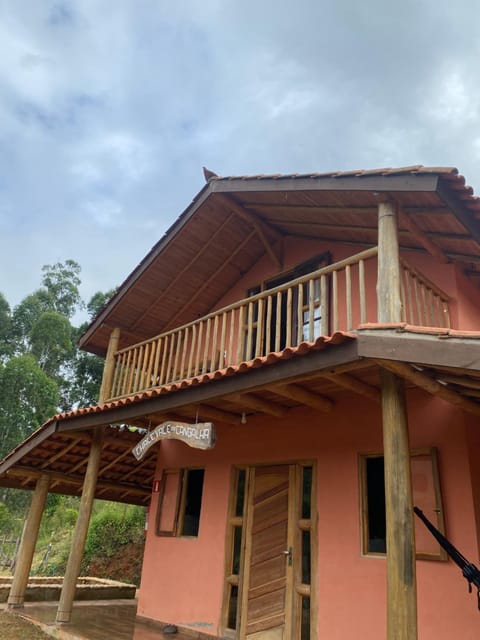 Chalé Vale do Cangalha Chalet in State of Rio de Janeiro