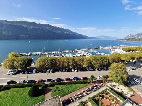 Résidence Les Belles Rives E - Magnifique et imprenable vue sur le Lac du Bourget ! MAE-6434 Apartment in Aix-les-Bains