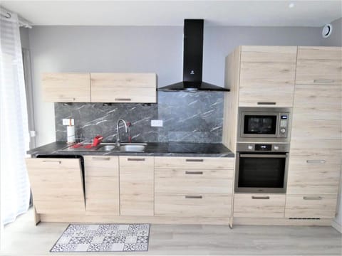 Résidence L'elvire - Très fonctionnel logement dans quartier animé ! MAE-6604 Apartment in Aix-les-Bains