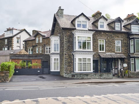 Upper Sheriff's Place House in Bowness-on-Windermere