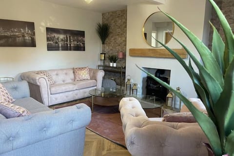 Castle View House House in Scotland