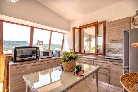 Natural landscape, Dining area