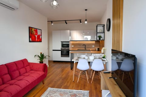 Kitchen or kitchenette, Living room, Dining area