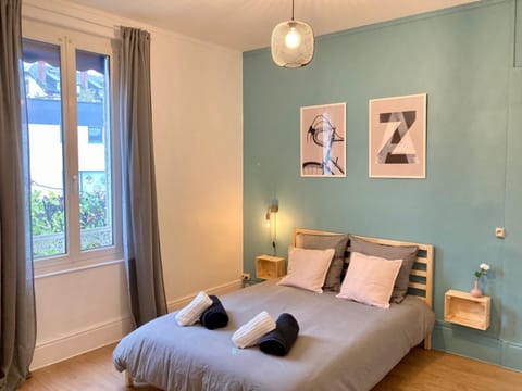 Bed, Bedroom