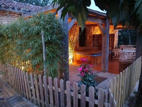 Property building, Patio, View (from property/room), Spa and wellness centre/facilities, Garden view