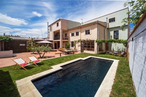 Property building, Pool view, Swimming pool