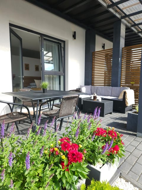 Apartamenty Polna Sarbinowo - Ogród - Taras - Spokój z dala od tłumów Apartment in West Pomeranian Voivodeship, Poland