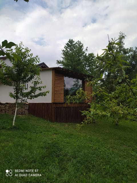 Lenilenii Bungalows Apartment in Federation of Bosnia and Herzegovina