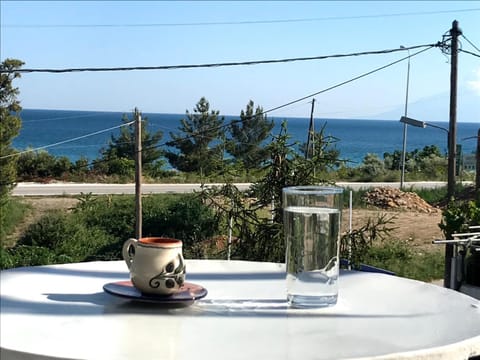 Armeno Studios Apartment hotel in Limenaria