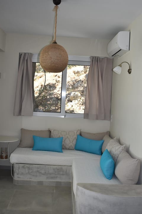 Voukelari Rooms Bed and Breakfast in Crete