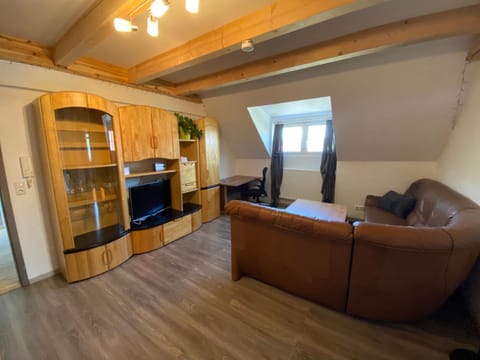 Communal lounge/ TV room, Living room, Evening entertainment