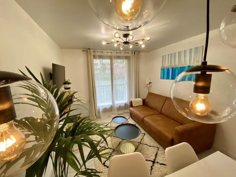 Living room, Decorative detail