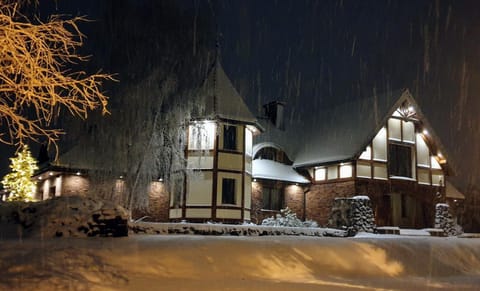 Property building, Winter