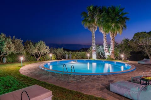 Garden, Sea view, Swimming pool