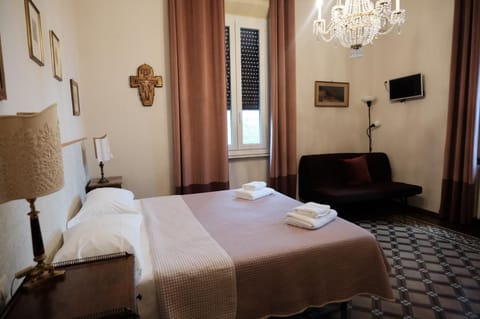 Villa Magnolia Park Bed and Breakfast in Pisa