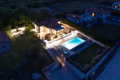 Property building, Night, Pool view, Swimming pool, sunbed