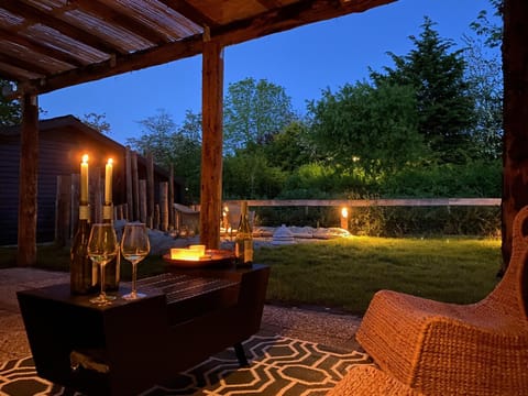 Patio, Garden, Balcony/Terrace