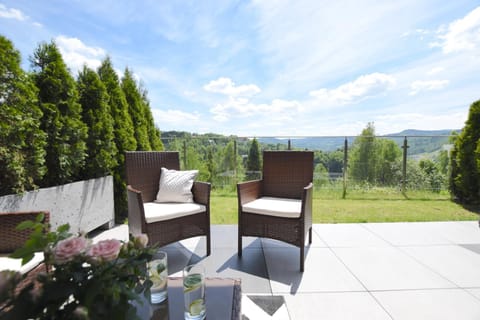 View (from property/room), Balcony/Terrace