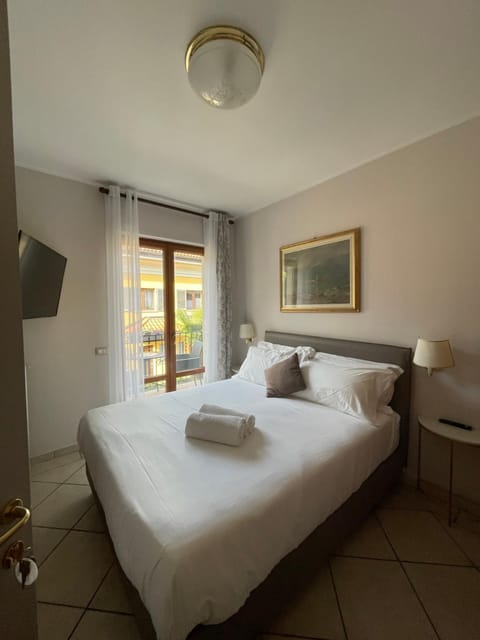 Residence Villa Margherita WITH POOL & HYDROMASSAGE Apartment hotel in Cannobio