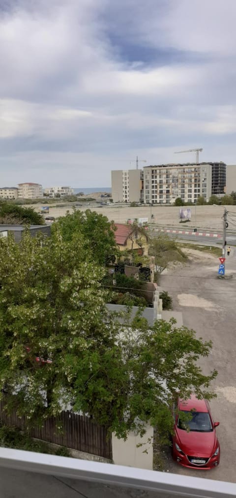 Off site, Street view