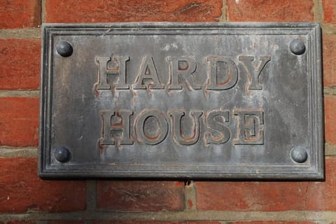 Luxury 2 bed Georgian Townhouse, Old Portsmouth Villa in Portsmouth