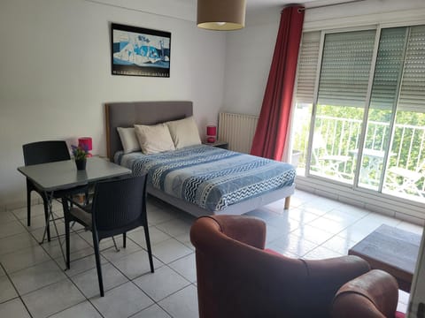 Bed, Balcony/Terrace
