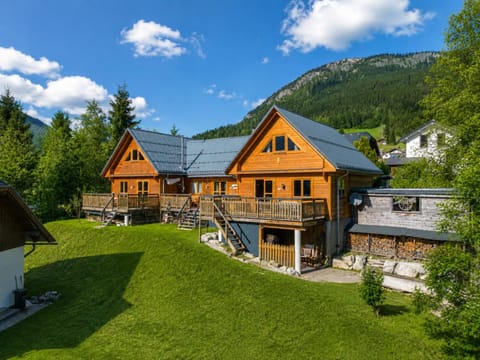 Property building, Day, Garden, Garden view, Mountain view