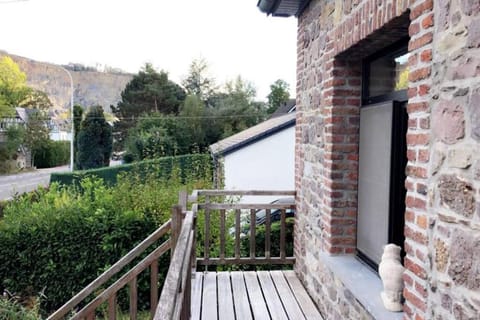 Le petit haut de Meuse House in Wallonia, Belgium