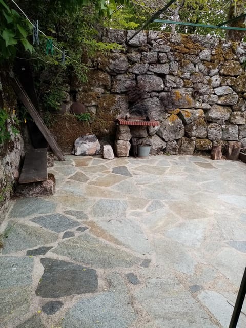 Patio, BBQ facilities